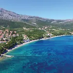 Awesome In With House Sea View Apartmán