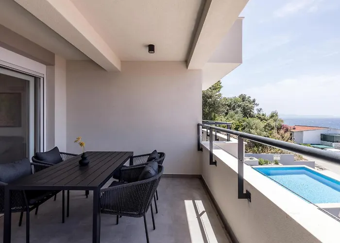 Διαμέρισμα Awesome In With House Sea View